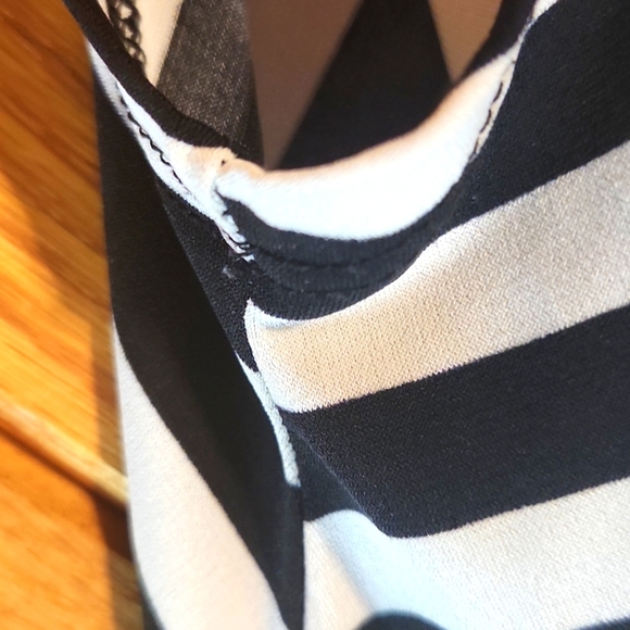Worthington small stretch cinched waist black and white striped v neck blouse - Picture 8 of 12